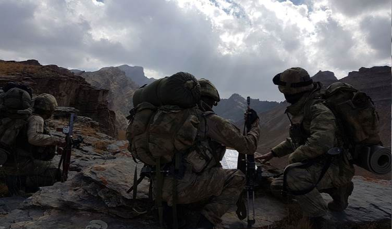 SOHR: Türkiye’nin, Suriye’deki asker sayısı 10 binin üstünde