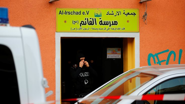 Almanya Hizbullah’ı yasakladı