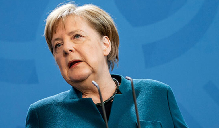 Merkel: Adınız Klaus veya Erika olmasa da bu toprakların parçası olabilirsiniz