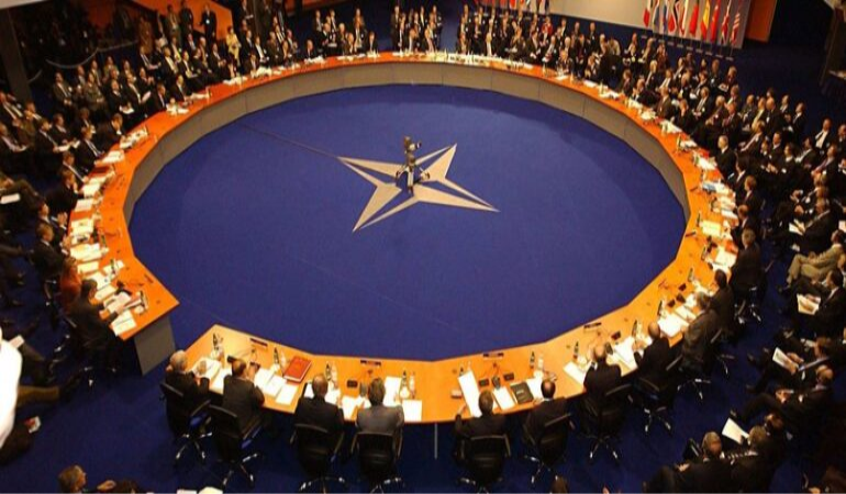 Yunan hükümet sözcüsü: NATO Konseyi Doğu Akdeniz’i görüşecek