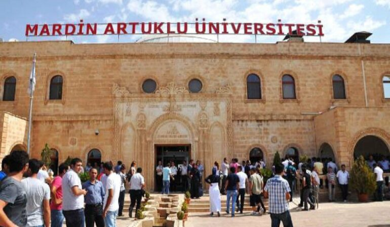 Üniversiteye bağışlanan binaların Diyanet’e devrini Sayıştay “usulsüz” buldu