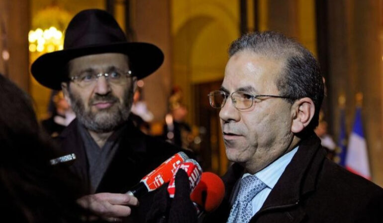 Fransa Müslüman İnancı Konseyi, Müslümanları boykota karşı çıkmaya çağırdı