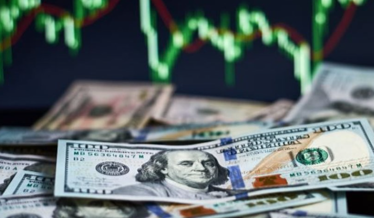 Merkez Bankası’ndaki görev değişiminin ardından dolar rekor tazeledi