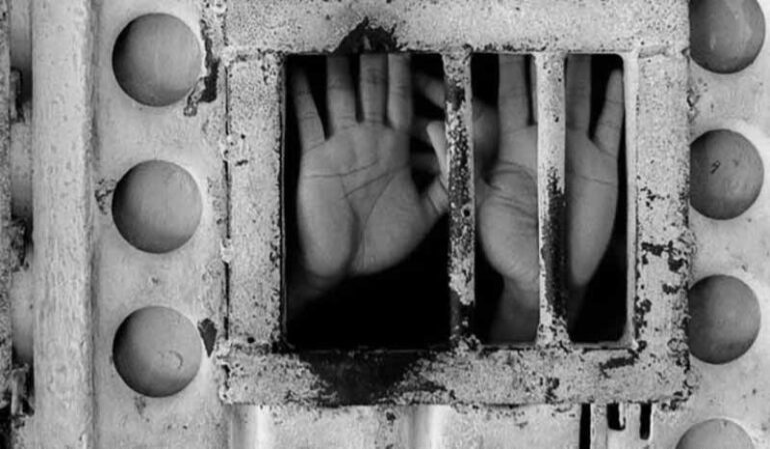 ENDER ÖNDEŞ’İN YİRMİ ÖYKÜSÜ[*]