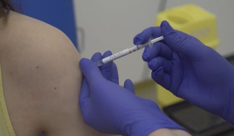 İspanya’da korona aşısını reddedenler mimlenecek