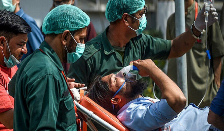 Pakistan’da oksijen sıkıntısı yüzünden Covid-19 hastaları ölüyor