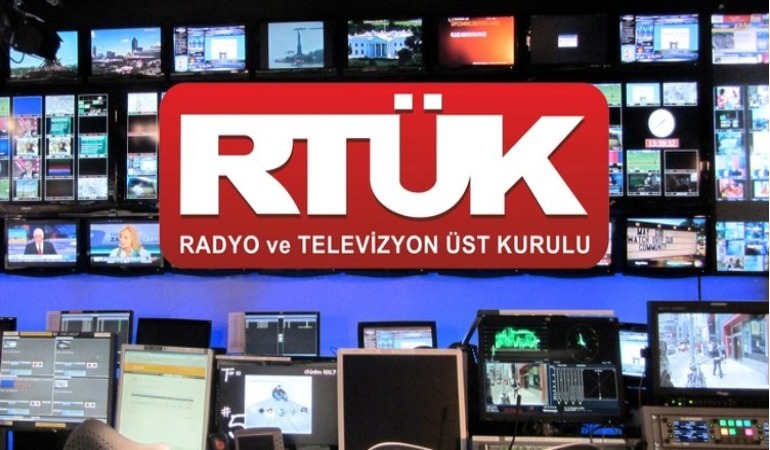 RTÜK’ten eleştirel yayın yapan kanallara ceza