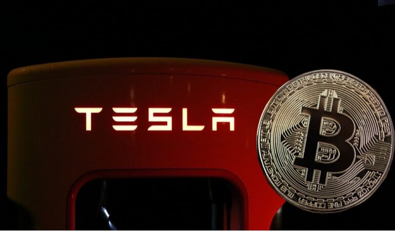 Tesla buys $1.5 billion in bitcoin