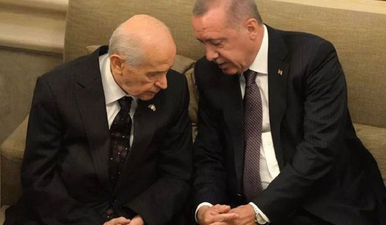 ‘HDP’nin kapatılması’, geçmişte kapatma davasına maruz kalan AKP ile MHP’yi ayrıştırıyor mu?