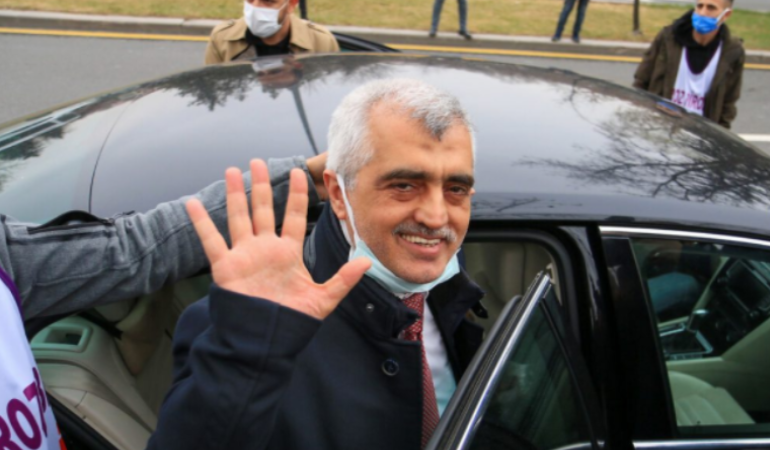 Gergerlioğlu gözaltı sürecini anlattı: Üç buçuk saat pijamayla bekledim