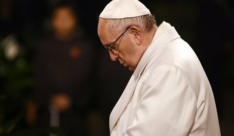 Tarihte bir ilk: Papa Francesco Irak’a gidiyor, sloganı: Hepiniz kardeşsiniz