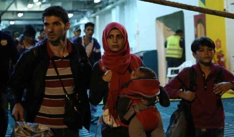 Danimarka, Suriyelilerin geçici oturma izinlerini iptal etmeye başladı