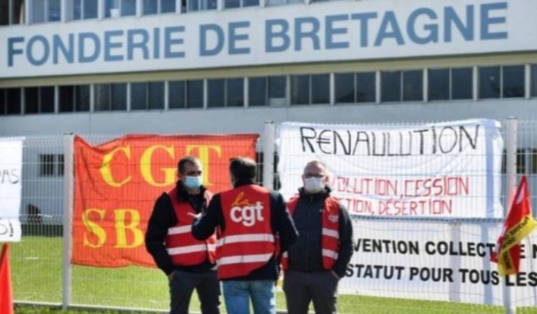Renault işçileri Fransa’da fabrika yöneticilerini rehin aldı