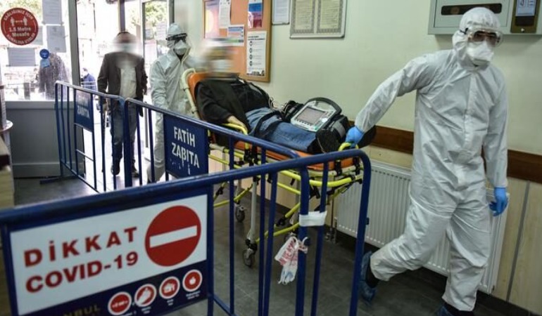 Koronavirüs salgınında İstanbul uyarısı: “İstanbul’da virüsü kapmama şansınız çok düşük”