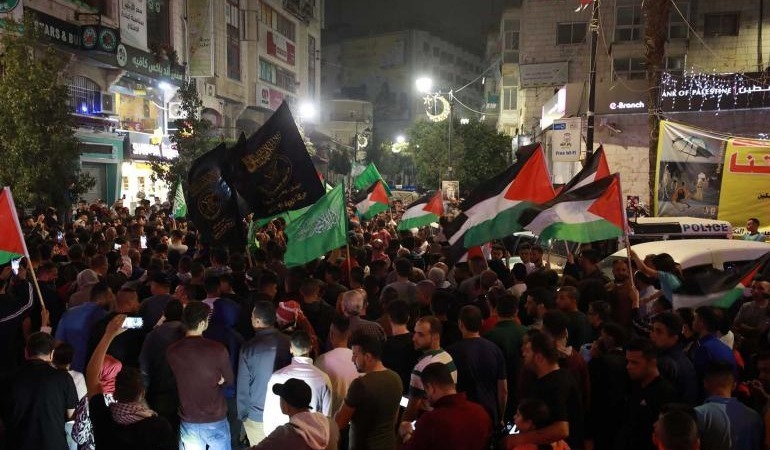 Gazze’de ateşkes sağlandı, Filistinliler ateşkesi kutlamak için sokağa çıktı