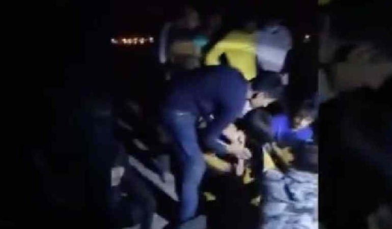Yasa dışı yollarla Yunanistan’dan Türkiye’ye gönderilen 42 göçmen kurtarıldı