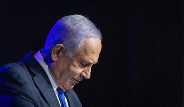 İsrailliler Netanyahu’nun gidişini kutladı