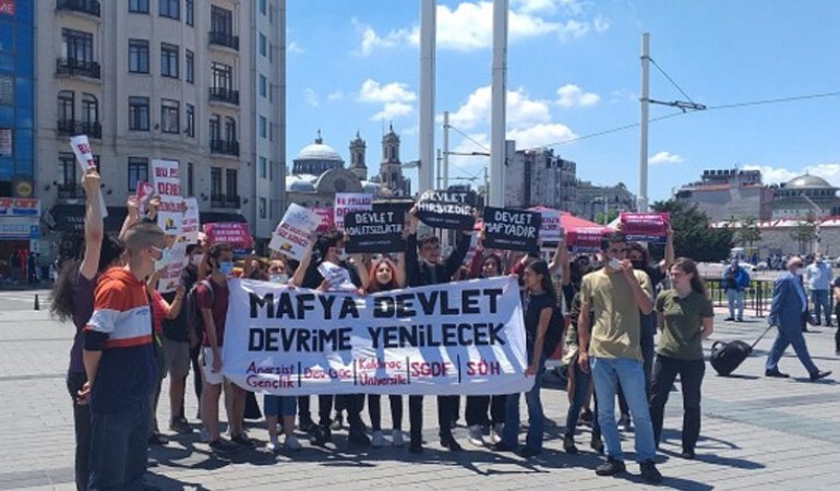 “Mafya-çete devletine hayır” diyen gençlere polis müdahalesi: 26 gözaltı