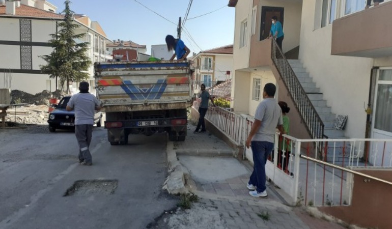 Saldırıya uğrayan Kürt aile: Polis saldırganların yanında durdu