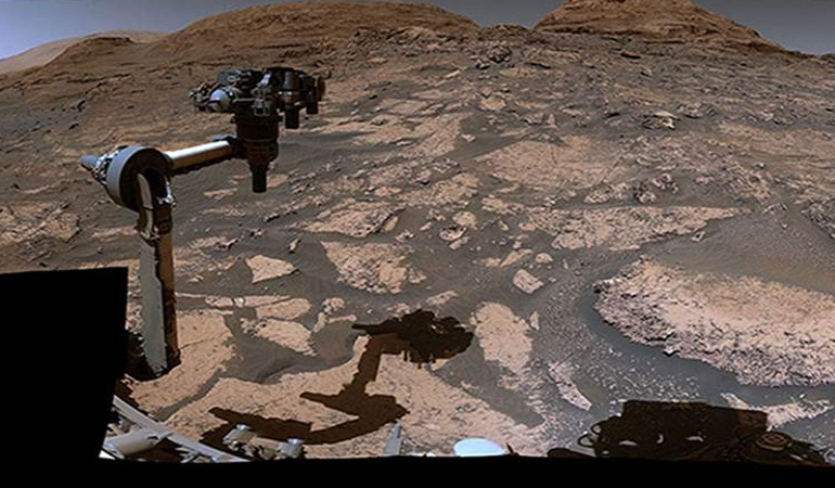 NASA’nın “Curiosity” isimli uzay aracı Mars’tan yeni görüntüler gönderdi