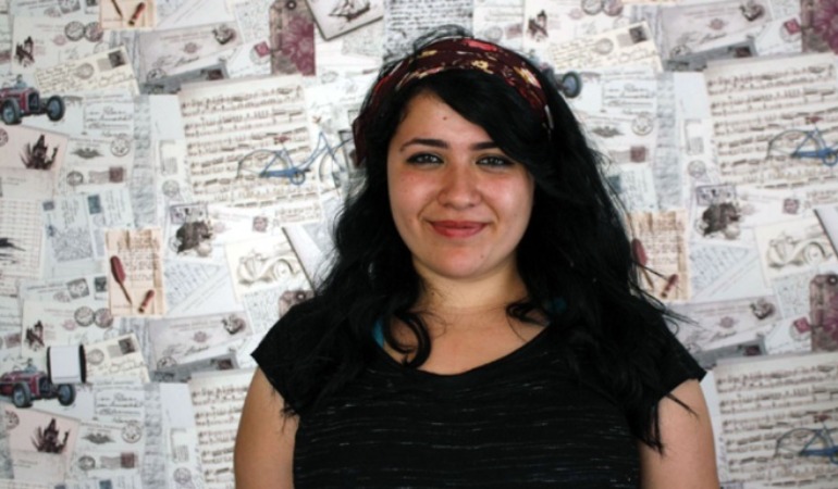 Gazeteci Beritan Canözer gözaltına alındı