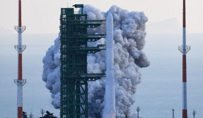 Güney Kore ilk yerli roketi Nuri’yi uzaya gönderdi