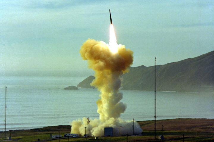 ABD’den 300 Kez kıtalararası balistik füze denemesi