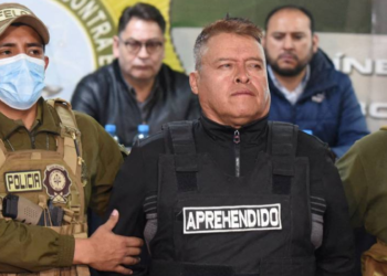 Bolivya’da gerilim: Morales yanlıları, üç kışlayı basıp askerleri rehin aldı