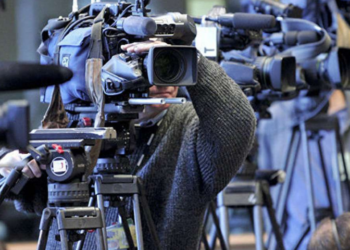 Uluslararası Af Örgütü: Sırbistan hükümeti gazetecileri ve aktivistleri casus yazılımla izliyor