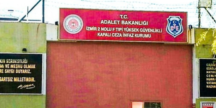 İzmir 2 Nolu F Tipi Cezaevi’nde insan hakları ihlalleri