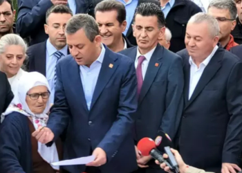 Özgür Özel, İmamoğlu’nun serbest bırakılması için imza kampanyası başlattı