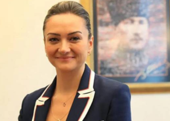 İmamoğlu’nun Özel Kalem Müdürüne ikinci el araç ve para transferi sorusu