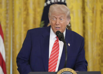 Trump’tan Suriye’ye “Yeni Bir Başlangıç” mesajı: Yaptırımlar kalkabilir