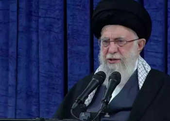 Hamaney’den füze görüntülü mesaj: “Çaresiz Kalacaksınız”