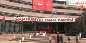 CHP’de “Mutlak Butlan” davasında karar çıktı: Mahkeme kurultayların iptali talebini reddetti