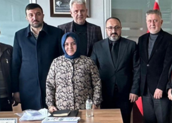 Adalet Bakan Yardımcısı’nın teyzesi gümrük vurgununda tutuklandı: “Ürünleri AKP teşkilatına verdik”