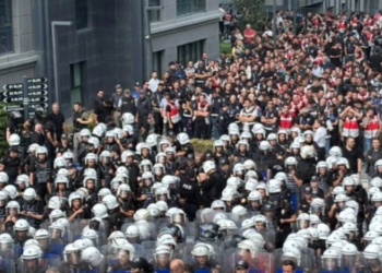 CHP İstanbul İl Başkanlığı ablukası paylaşımlarına dava: 20 kişi “Suç İşlemeye Tahrik”le yargılanıyor