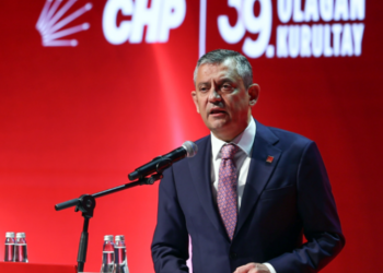 CHP Kurultayı’nda final günü: PM ve YDK seçimlerinde kritik oylama başladı