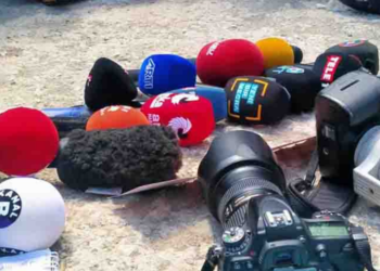 Gazetecilere verilen 6 yıl 3 ay hapis cezaları onandı: İstinaf Mahkemesi “Delil zinciri hukuken yeterli” dedi