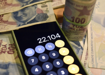 BİRTEK-SEN’den asgari ücret tepkisi: “Ücret, cebe girmeden açlık sınırının altında”