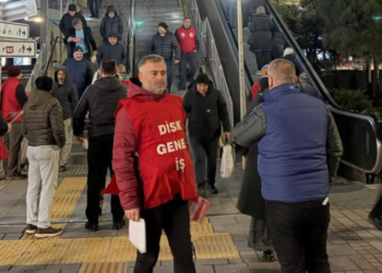 İzmir Büyükşehir’de işçi eylemi: Ödemeler yatmadı, direniş sürüyor