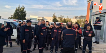 Maaşlarını 3 aydır alamayan Döksan işçileri: “Cüzdanımız boş, haklarımızı alana kadar buradayız”