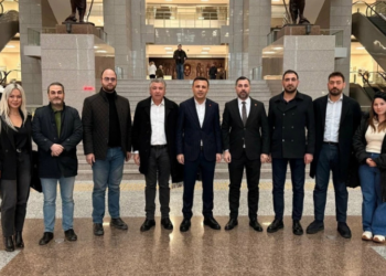 CHP İstanbul İl Başkanlığı’ndan AKP afişleri hakkında suç duyurusu