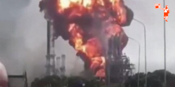 Venezuela’da patlama sesleri: Askeri tesis yakınında dumanlar yükseldi