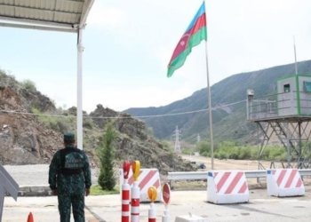 Azerbaycan’dan İran sınırında yeni karar: Yük araçlarına yönelik kısıtlama kaldırıldı