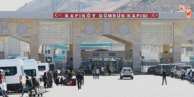 Türkiye–İran sınırında son durum: Ticari geçişler sürüyor, günübirlik yolcu trafiği durduruldu