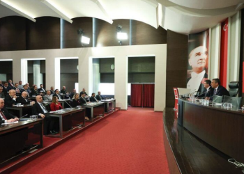 CHP’de kriz toplantısı: Özel 80 il başkanını Ankara’da topladı