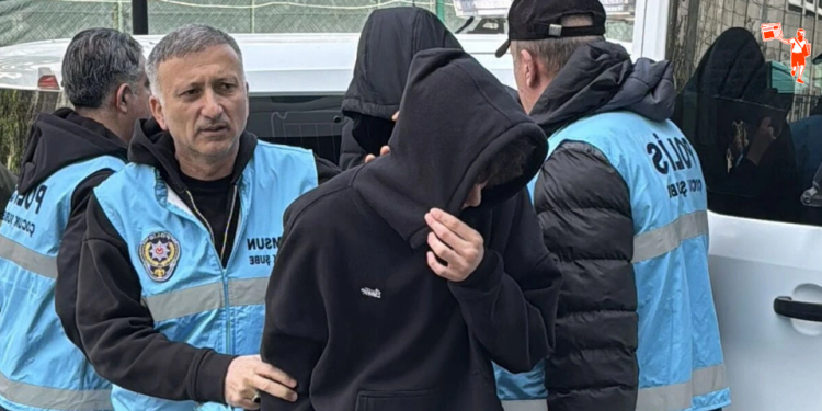 Sosyal medyadaki okul saldırısı paylaşımlarına operasyon: Çok sayıda öğrenci gözaltında